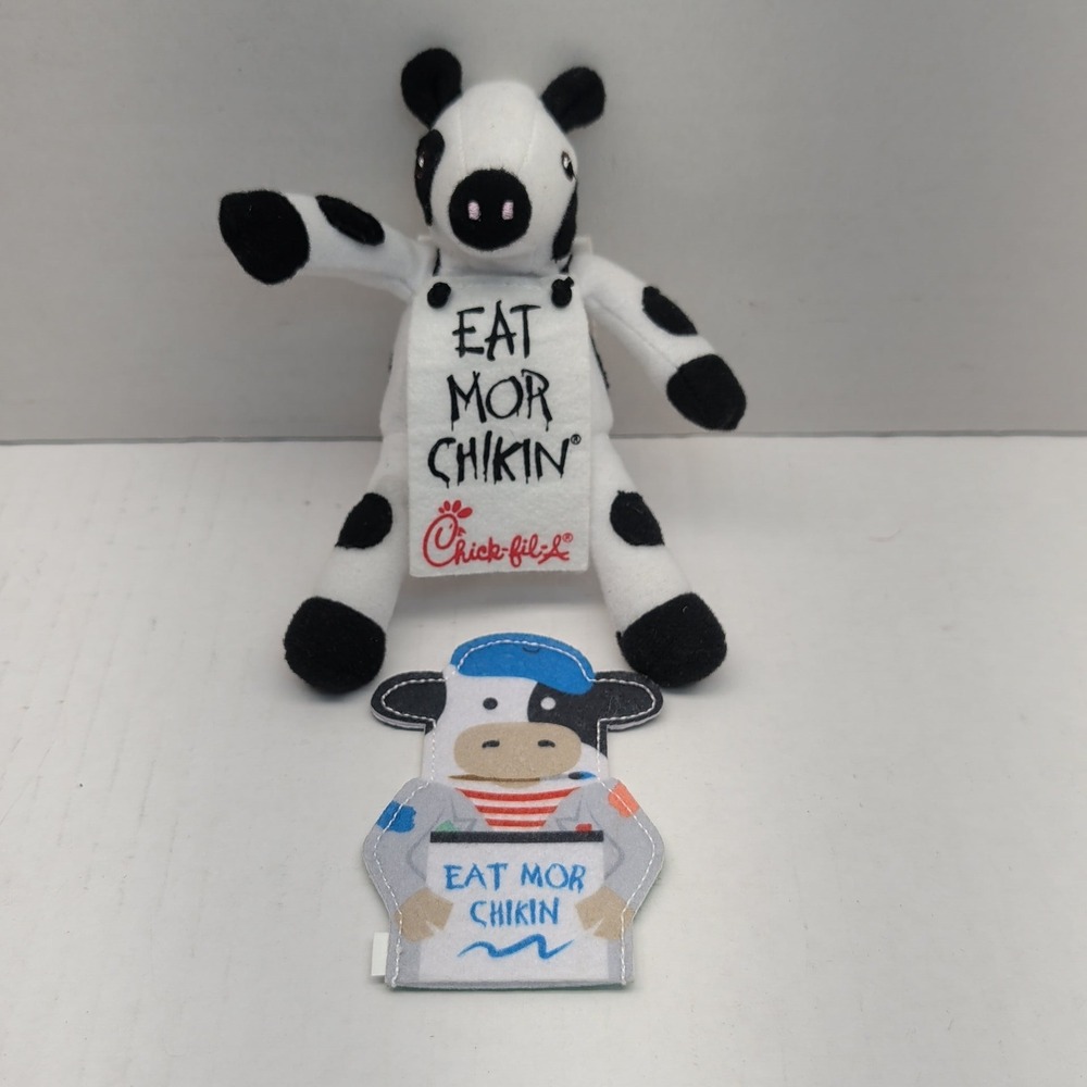 Chick-fil-A Eat Mor Chikin Cow Plush 6 inch and Double Sided Finger Puppet Set